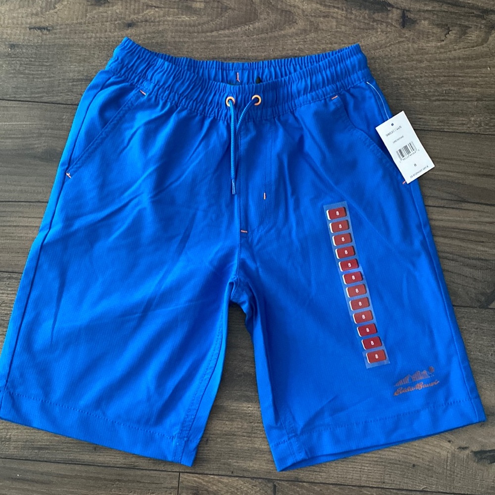 Eddie Bauer size 8 dri wick material shorts zipper back pocket NWT